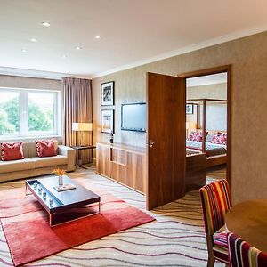 Queen Suite